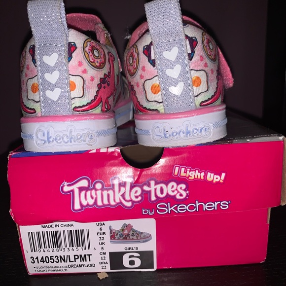 Toddler twinkle toes gently worn size 6 - Picture 3 of 5